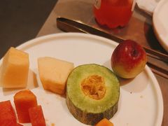 -黑金·寻焰自助百汇·烤肉·火锅(中街店)