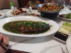 -梅利汴京烤鸭•开封豫菜地标店(东大街店)