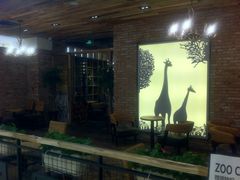 二层外围-雨舍咖啡(汉神购物广场咖啡街区店)