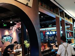 门面-呷哺呷哺(万达新世界店)