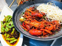 -肥肥虾庄·金牌油焖大虾(东湖欢乐谷店)