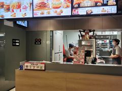 -肯德基(春申店)