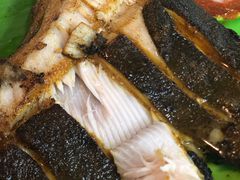 -明记烧鱼美味店