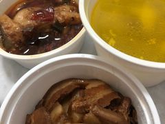 -老乡鸡(武汉中南梅苑小区地铁站店)