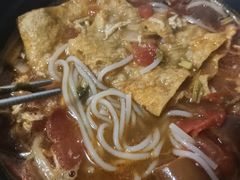 -龍歌自助小火锅(芝罘万达店)