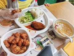 -美食小镇·观赏珍稀鸟类·长隆熊猫酒店