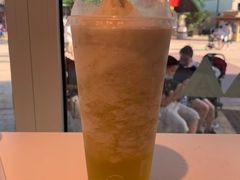 -喜茶(迪士尼小镇DP店)