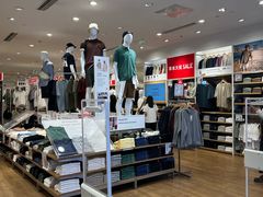 -优衣库(唐山爱琴海购物公园店)