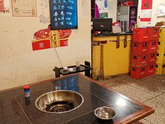 大堂-邓莽子老火锅(中兴路总店)