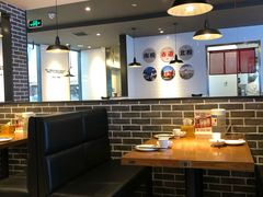 大堂-吕氏疙瘩汤·新鲁菜(新贵和店)