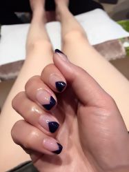 -手牵手美甲