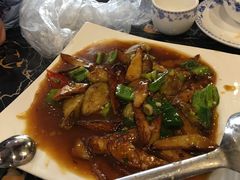 -东北农家院·铁锅炖(莘庄店)