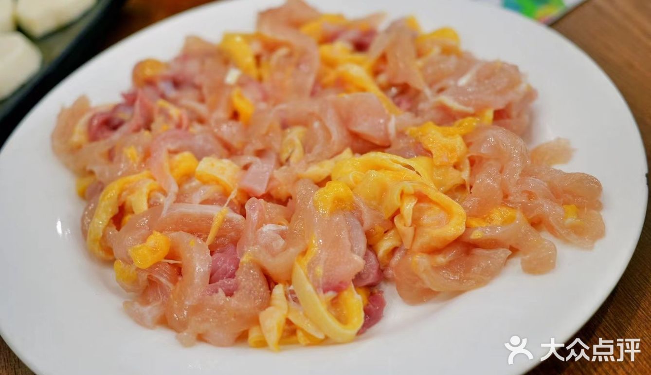 码头土鸡村：新鲜土鸡与生蚝的美味体验