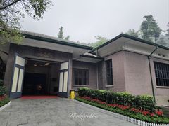 -滴水洞景区