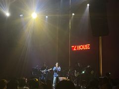 -TZ House音乐现场(来福士中心店)