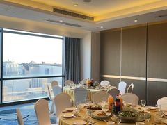 -上海松江假日酒店