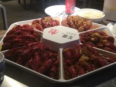 -龙巢盱眙龙虾·牛蛙·烧烤宵夜(八卦岭店)