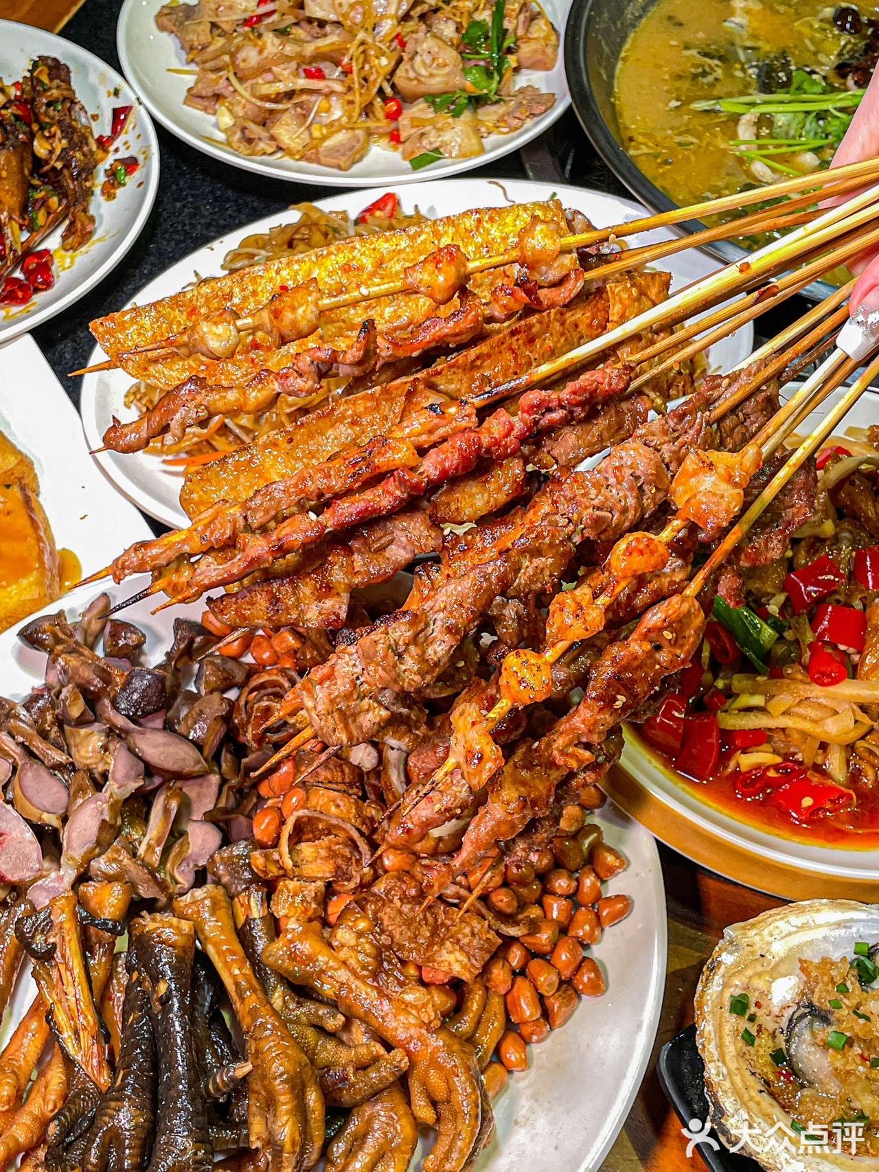 直接上手啃超级爽，如果能嘬上一口啤酒真的无敌