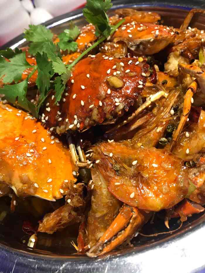 环境好服务员也很好总体来说很满意