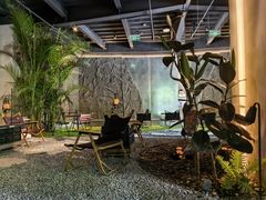 -J Create城市露营咖啡·简餐·宠物(上海动物园店)