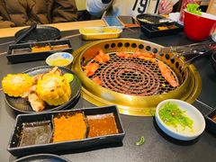 -極屋鮨牛 · 烧肉酒场(时代C馆店)