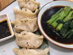 鲜肉锅贴-蒲石小点(愚园路店)