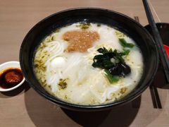 -灵芝妹子海鲜米线(香炉礁山姆店)