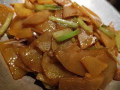 -韵秋荷(宝山龙湖天街店)