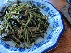 野芦蒿炒臭干-广迎居老正兴菜馆