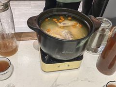 竹荪石耳土鸡汤-徽镇小厨·经典徽菜(马连道店)