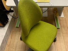 -moll学习桌椅(上海久光百货店)