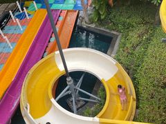 -三亚湾海居铂尔曼度假酒店