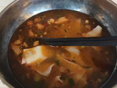 -巍山火巴肉饵丝(大理古城店)