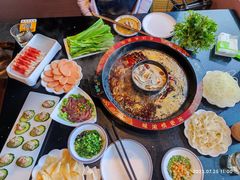 -三江两海老火锅(北京首店)