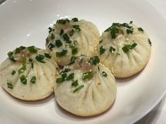鲜肉生煎馒头-上海老饭店(北京分店)
