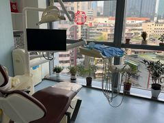 -极光口腔·矫正种植修复(锦江店)