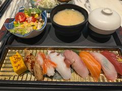 -家贺屋刺身寿司专门店