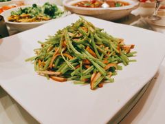 芦蒿炒香干-夜上海(上元大街店)