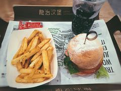 -龙治汉堡(中华城店)