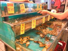 -鲜入围煮花胶鸡海鲜火锅