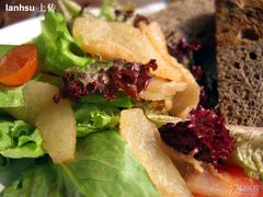 烤梨片色拉-榖屋house of flour(张江首店)