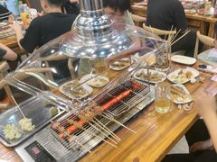 -哈尔滨小酒馆·鲜肉现穿自助烧烤(康新花园店)