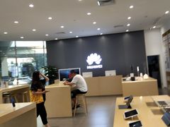 -华为授权体验店(中山公园来福士)