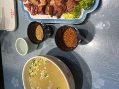 -乔家小院•非遗驴肉•本地小海鲜(滨河路店)