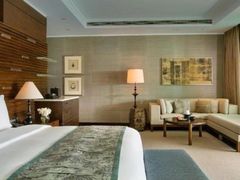 -海南清水湾莱佛士酒店