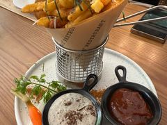 -Mark&Mars Restaurant