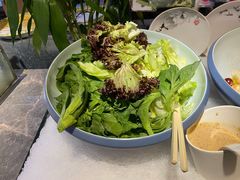 -遇上西雅图多融合海鲜自助餐厅(中房金谊广场店)