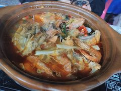-海盗船. 龙虾烧烤. 酒馆