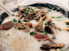 -津津老鸭粉丝馆(正东路店)
