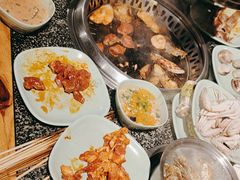 -釜御山海鲜烤肉火锅自助(新城市中心店)